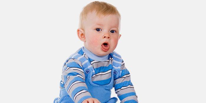 Лечение кашля у детей в домашних условиях — народные рецепты и препараты