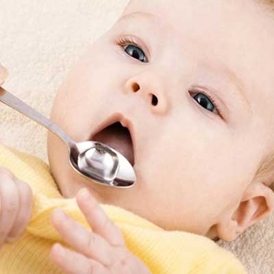 Кашель у ребенка до года чем лечить: таблетки и народные способы