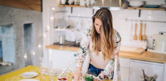 Качественная посуда на кухне – довольная хозяйка