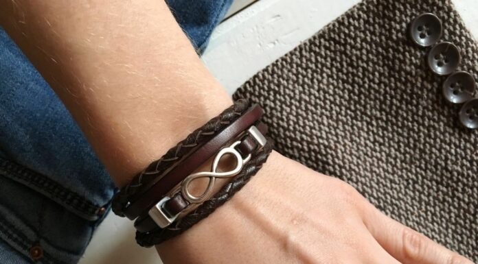 Стоит ли покупать кожаные браслеты?