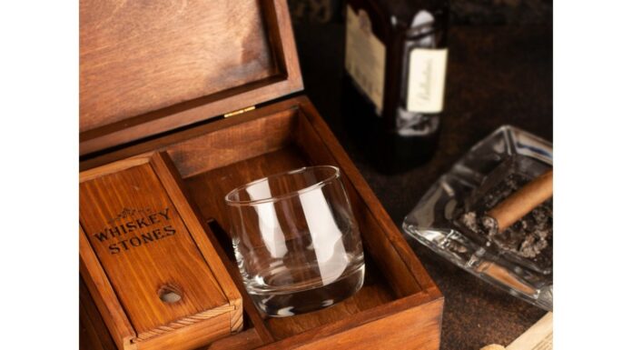 Почему выбирают камни для виски?