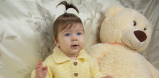 Детская вязаная одежда — это мило