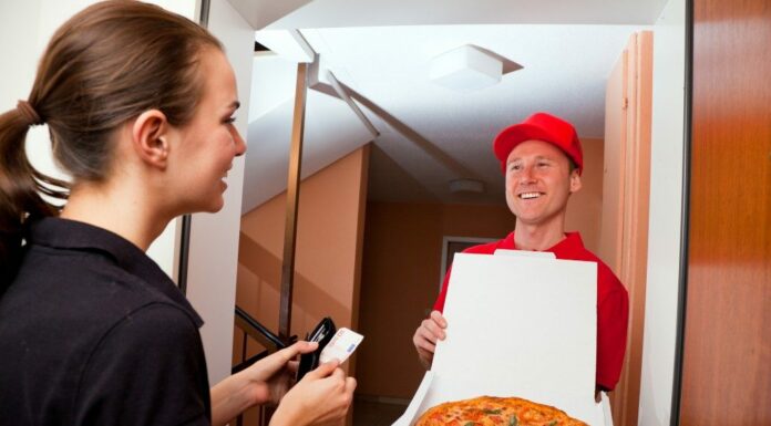 Где заказать готовую пиццу: отличный сервис на обзоре