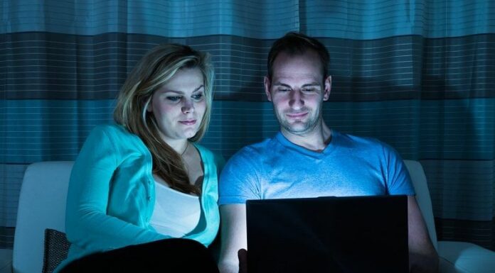 Просмотр фильмов: как подготовиться, какие фильмы стоит посмотреть, рейтинг и отзывы, где бесплатно посмотреть, основные и популярные жанры