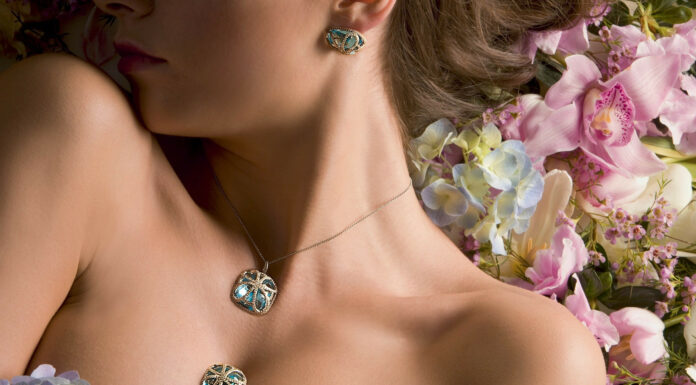 Плюсы покупки дизайнерского модного украшения