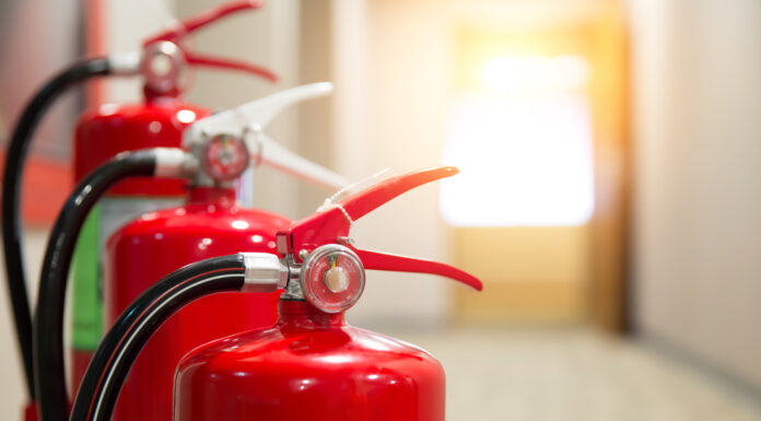 Как часто нужно заправлять огнетушители: главные правила эксплуатации