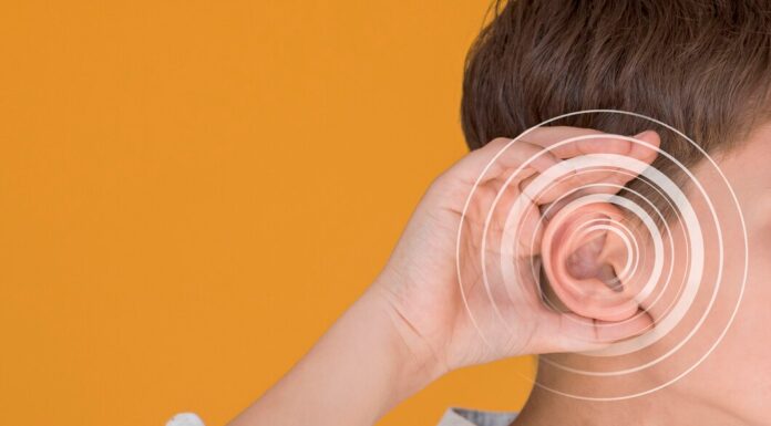 Отит: чем опасен и как его вовремя распознать