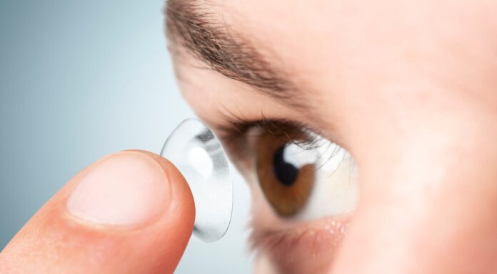Как работают бифокальные мягкие контактные линзы: принцип действия