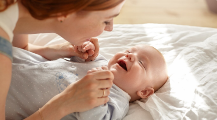 Как выбрать лучшее средство от колик для новорожденного: советы педиатров