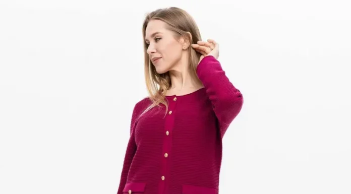 Как выбрать идеальный женский костюм с юбкой: основные критерии