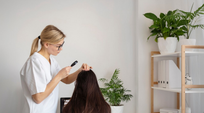 Выпадение волос: как остановить и восстановить густоту волосистой части головы